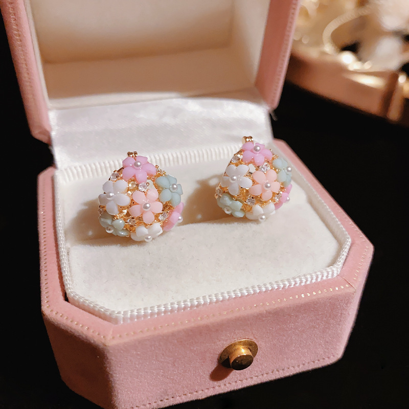 Fashionable Zircon Pearl Flowe - огляд і ціна Wedding Hampers