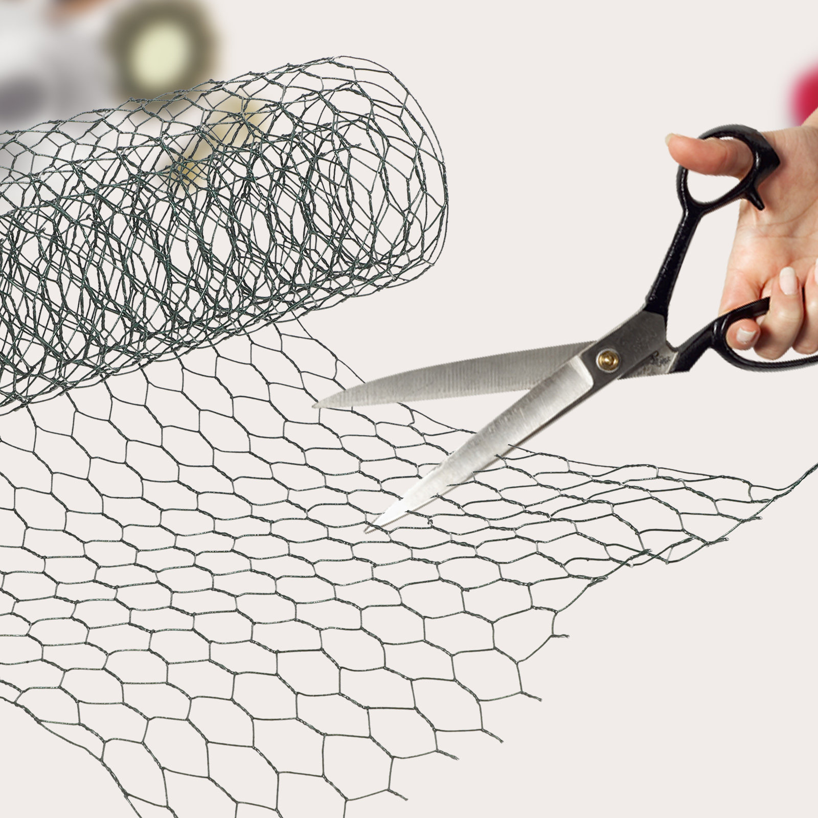 Floral Arrangement Netting Iro - огляд і ціна Wedding Floral Supply